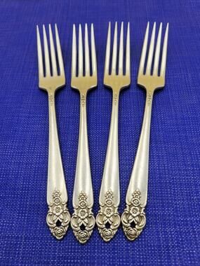 Oneida DISTINCTION SilverPlate Prestige 1951 Silverware Dinner Fork Set of 4